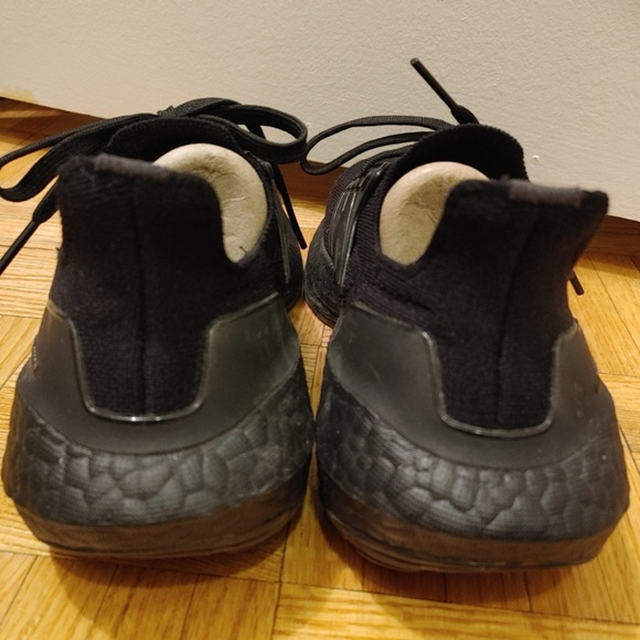 Ultra boost Adidas - Picture 3 of 3